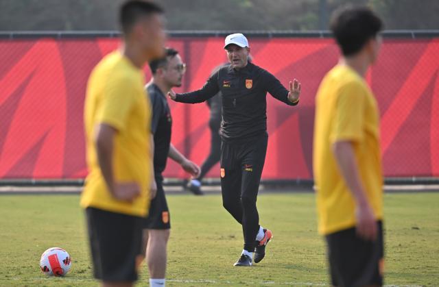 注册平台-扬科维奇：相信新召入的球员能给国足注入新力量