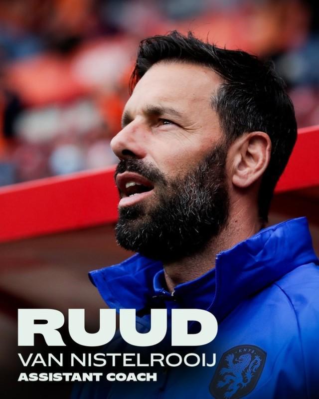 直播入口-助力2026，范尼出任荷兰队助教