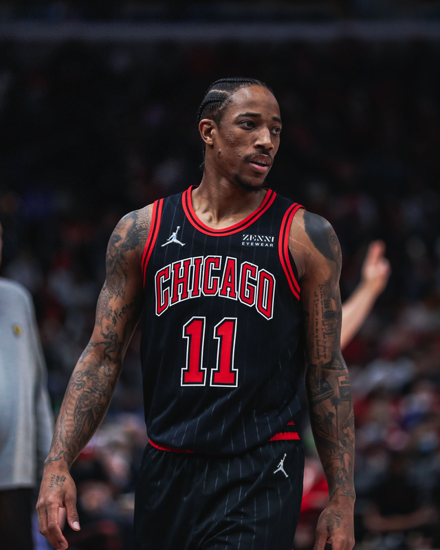 足球赛程-09届太强了！都是26000分，你知道哈登库里德罗赞用了多少场吗？|詹姆斯·哈登|斯蒂芬·库里|全明星|德玛尔-德罗赞|德马尔·德罗赞_新浪体育_新浪新闻