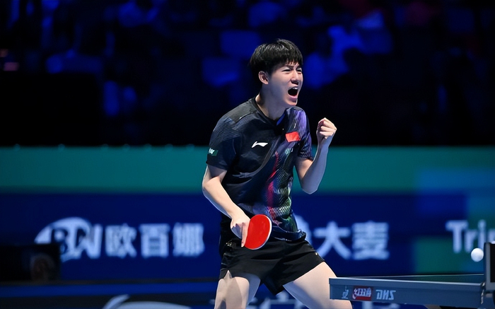 足球赛程-梁靖崑输了，温瑞博赢了！国乒世乒赛第5人，到底该选谁？|世界杯|世界杯小组赛|樊振东|伦敦世乒赛|西蒙·高茨_新浪体育_新浪新闻